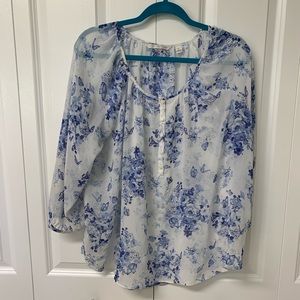 EUC. Lauren Conrad top.   XL